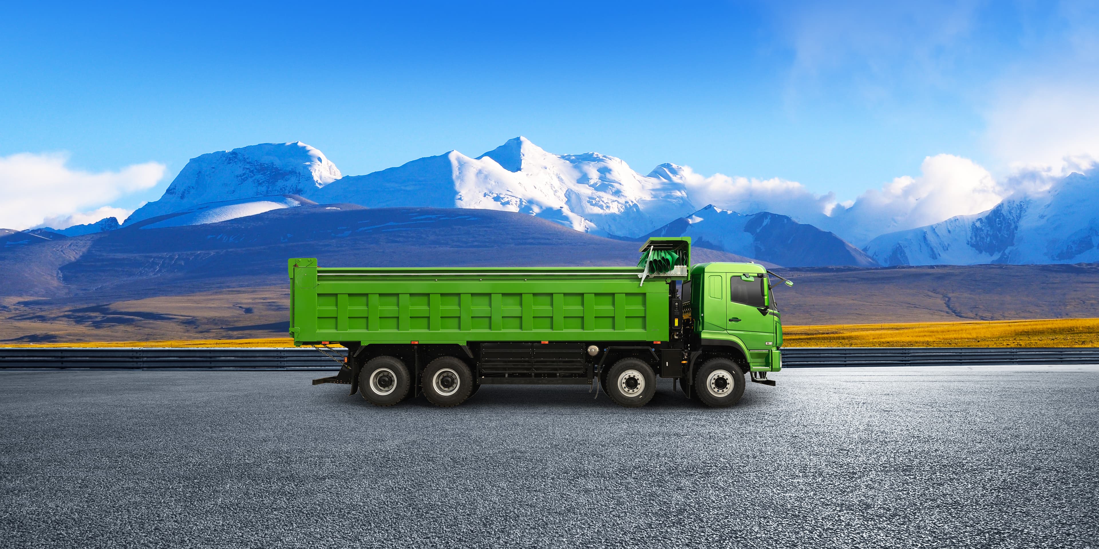 充电公路运输自卸车