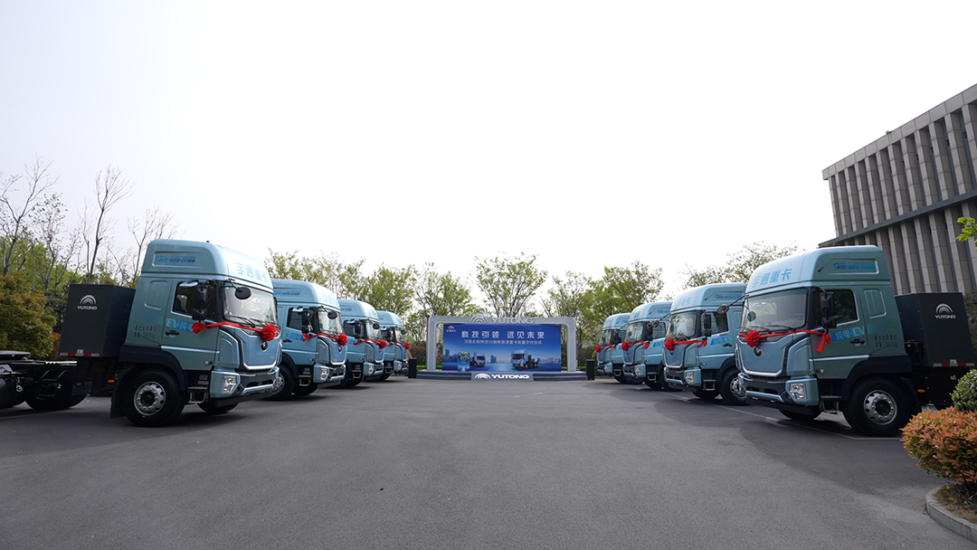 实力见证 | 宇通重卡批量交付，助力客户每年多赚60万！