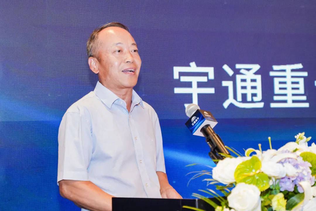 跑赢每一度丨从乌市到新乡，宇通重卡唱响新品上市“双城记”