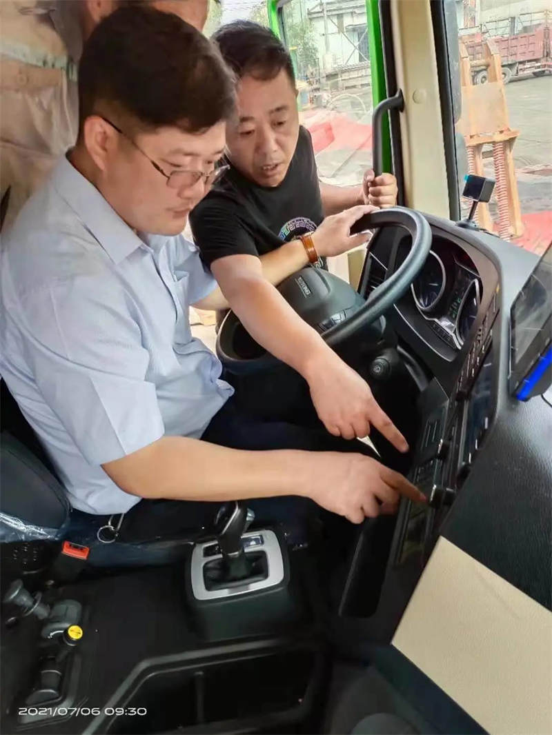 宇通商用车售后服务科开展纯电自卸车新能源技术培训活动
