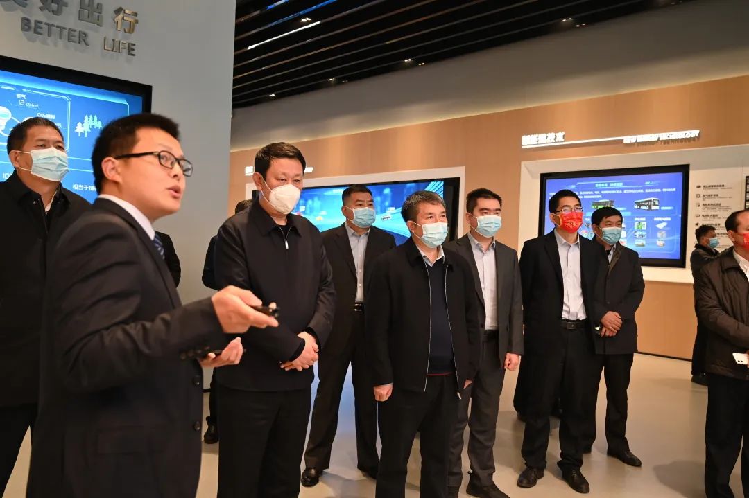 武安市委书记刘浩峰深入宇通重卡参观调研