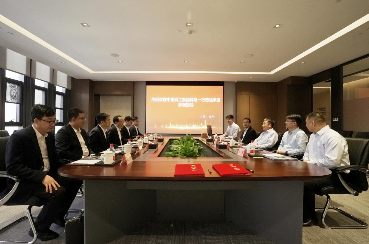 签约！宇通重卡与中建科工达成战略合作