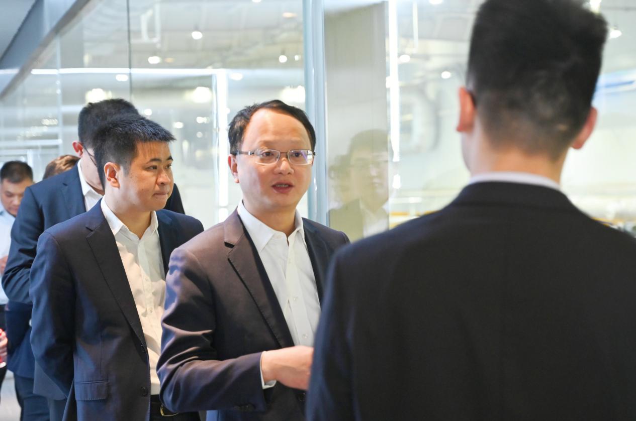 签约！宇通重卡与中建科工达成战略合作
