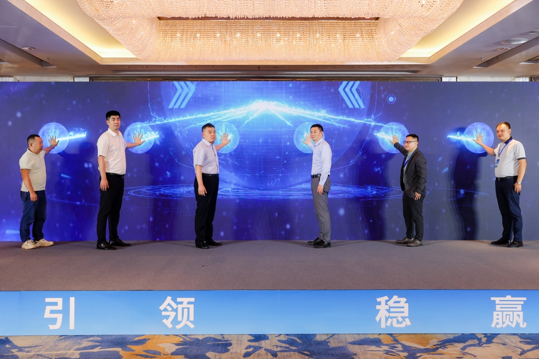 科技引领成就可靠价值，宇通重卡全系新品深圳上市