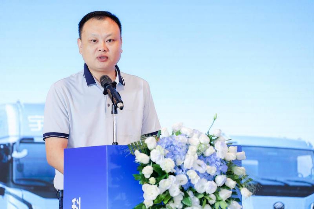 科技引领成就可靠价值，宇通重卡全系新品深圳上市